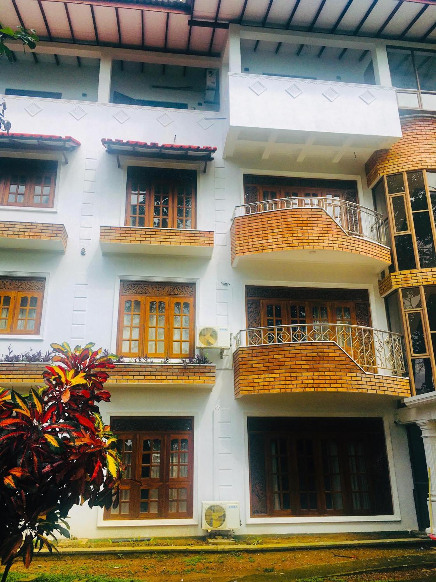 Mount House Hotel Apartment Dikwella Exterior foto
