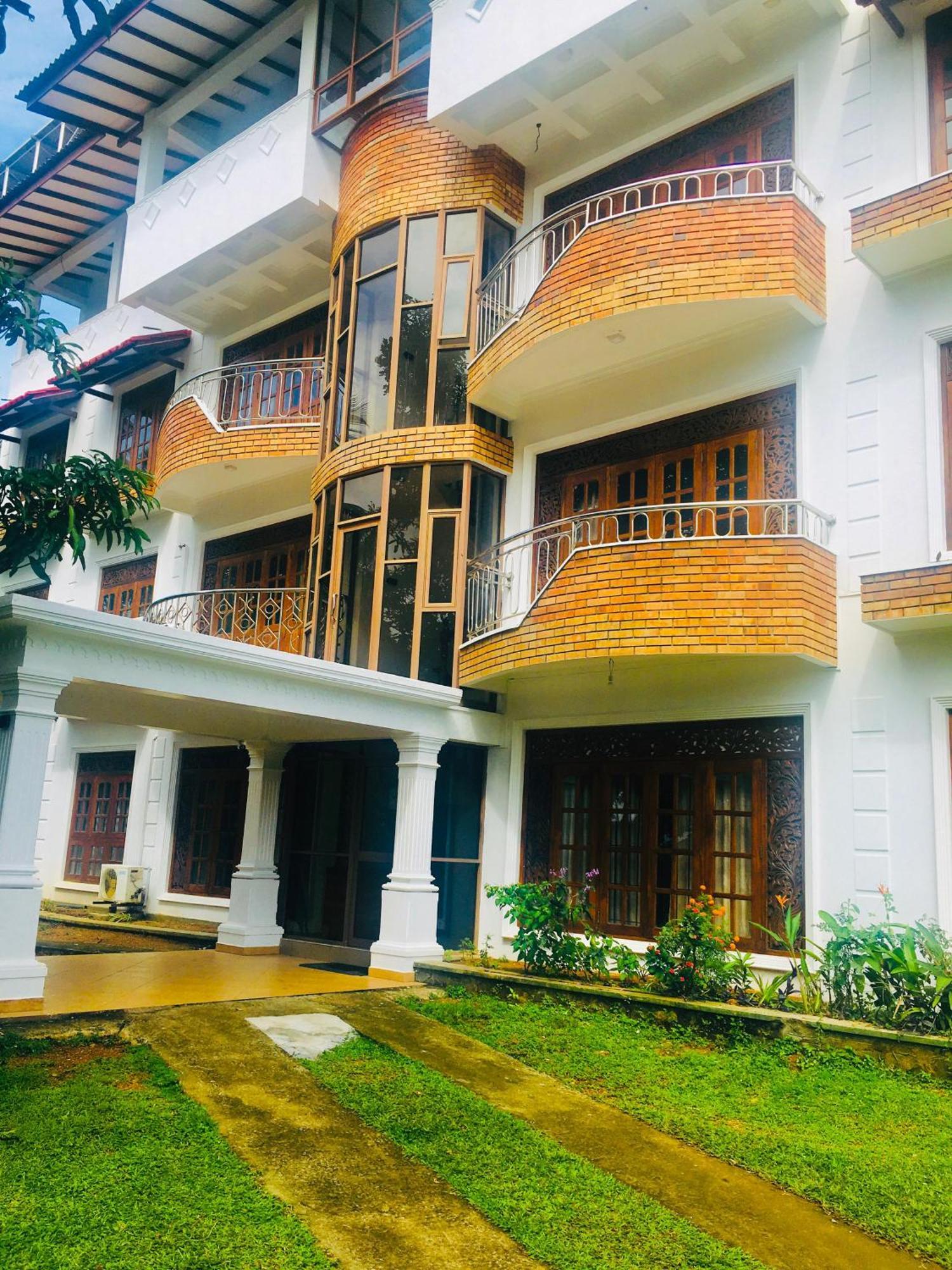 Mount House Hotel Apartment Dikwella Exterior foto